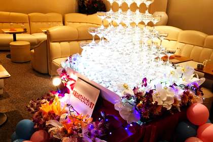 銀座の花屋KT.Flowerのギフト　シャンパンタワー